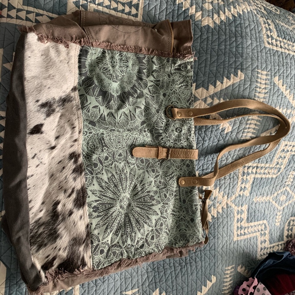 Myra Weekend Bag